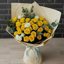 Букет цветов из:  Розы в Чике