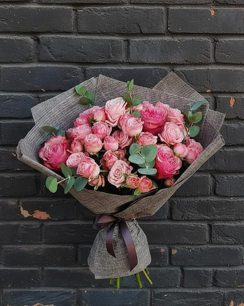 Букет цветов из: Розы в Чике