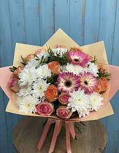 Букет цветов из:  Розы, Герберы и Хризантемы в Чике