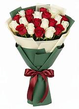 Букет Микс из красных и белых роз #REPLACE_PRED# Чике