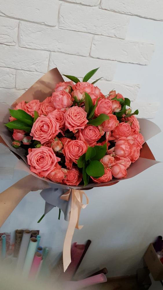 Букет цветов из: Розы в Чике