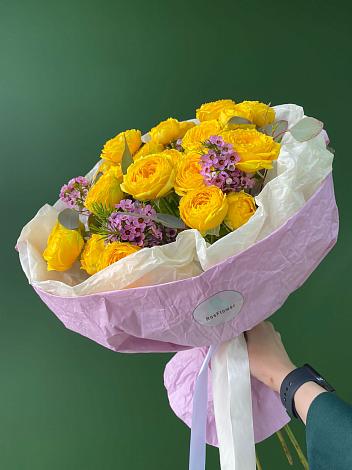 Букет Кустовые желтые розы в Чике