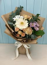 Букет цветов из:  Герберы и Хризантемы в Чике