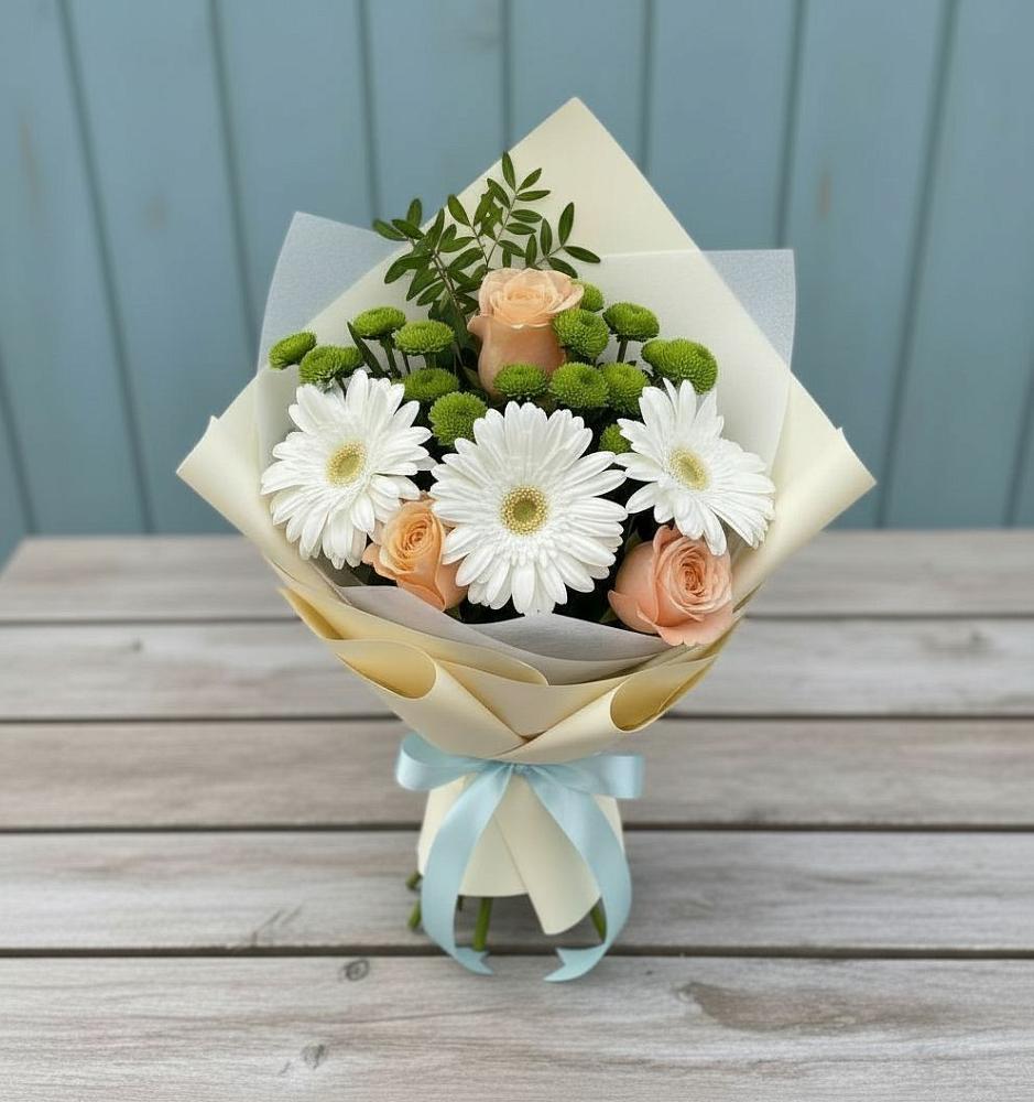 Букет цветов из: Герберы, Розы и Хризантемы в Чике