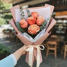 Букет цветов из:  Розы в Чике