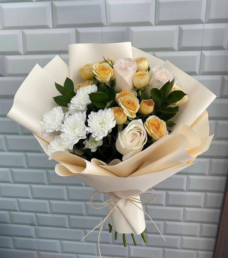 Букет цветов из: Розы и Хризантемы в Чике