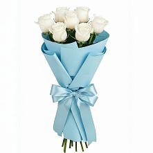 Букет 7 белых роз Проуд в Чике