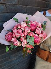 Букет цветов из:  Розы в Чике
