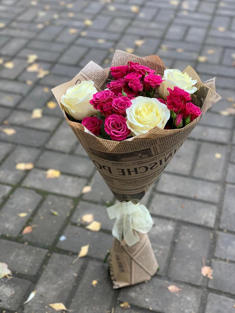 Букет цветов из: Розы в Чике