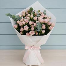 Букет цветов из:  Розы в Чике