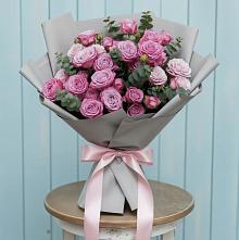 Букет цветов из:  Розы в Чике